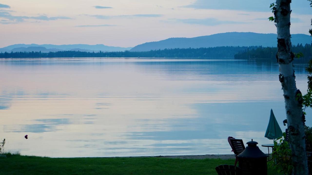 Le Cent Villa Chicoutimi Екстериор снимка